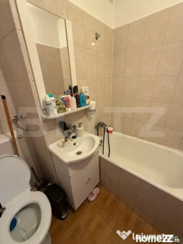 Apartament 2 camere ,uitilat - zona Vest - Ploiesti (Prahova)
