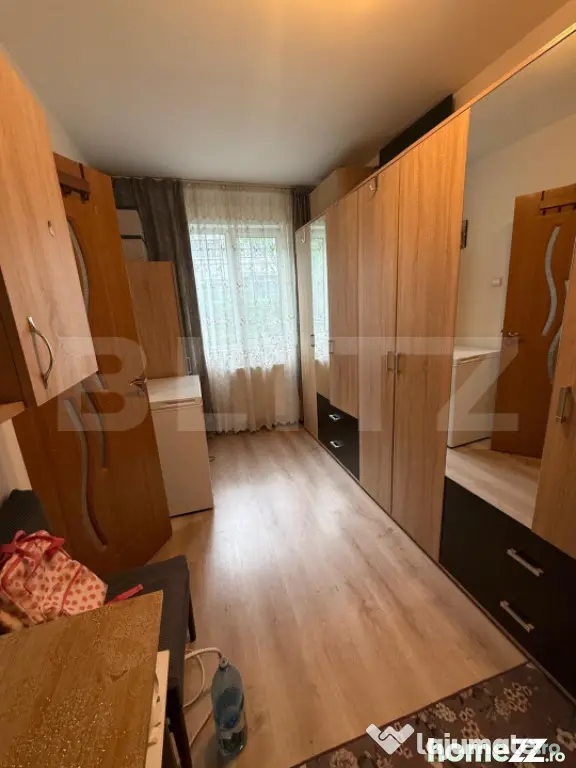Apartament 2 camere ,uitilat - zona Vest - Ploiesti (Prahova)