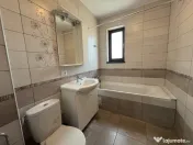 Apartament 3 camere, decomandat,parcare,80mp,et2/4,mobilat!