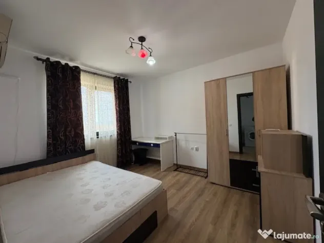 Apartament 3 camere, decomandat,parcare,80mp,et2/4,mobilat!