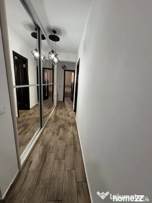 Apartament 3 camere, decomandat,parcare,80mp,et2/4,mobilat!