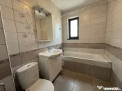 Apartament 3 camere, decomandat,parcare,80mp,et2/4,mobilat!