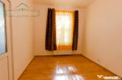 Apartament cu centrală proprie și grădină privată de 19 