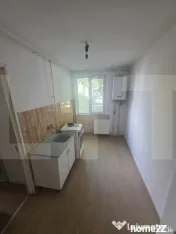 Apartament cu 3 camere 
