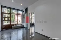 Spatiu comercial de inchiriat in zona Stefan cel Mare/Str...