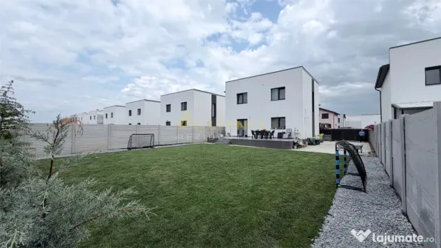 Casa individuala - 4 camere - teren 455 mp