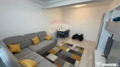 Apartament cu 2 camere de vânzare în zona Nord și loc ... 