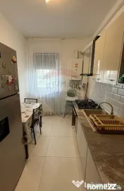 Apartament cu 2 camere de vânzare în zona Nord și loc ... 