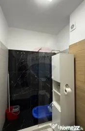Apartament cu 2 camere de vânzare în zona Nord și loc ... 