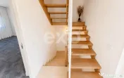 Triplex cu pod amenajat,foișor, beci și curte însorită |