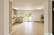 Triplex cu pod amenajat,foișor, beci și curte însorită |