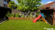 Triplex cu pod amenajat,foișor, beci și curte însorită |