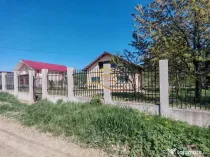 De vânzare: colț de rai la 30 minute de Bacău