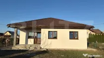 Casă individuală de vânzare în Sâncrai, 500 mp teren