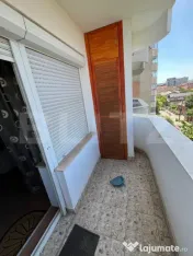 Apartament 3 camere de inchiriat, spațios, 2 băi, 2 balcoa 