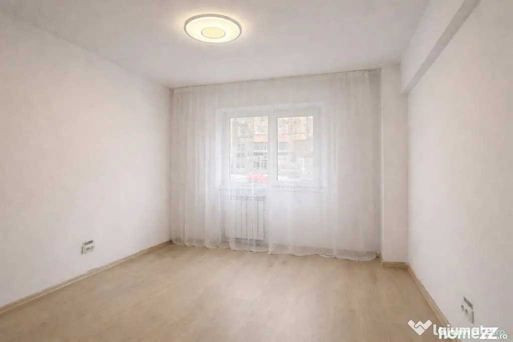 Splaiul Unirii – stradal, 3 camere decomandat, 80 mp - ...
