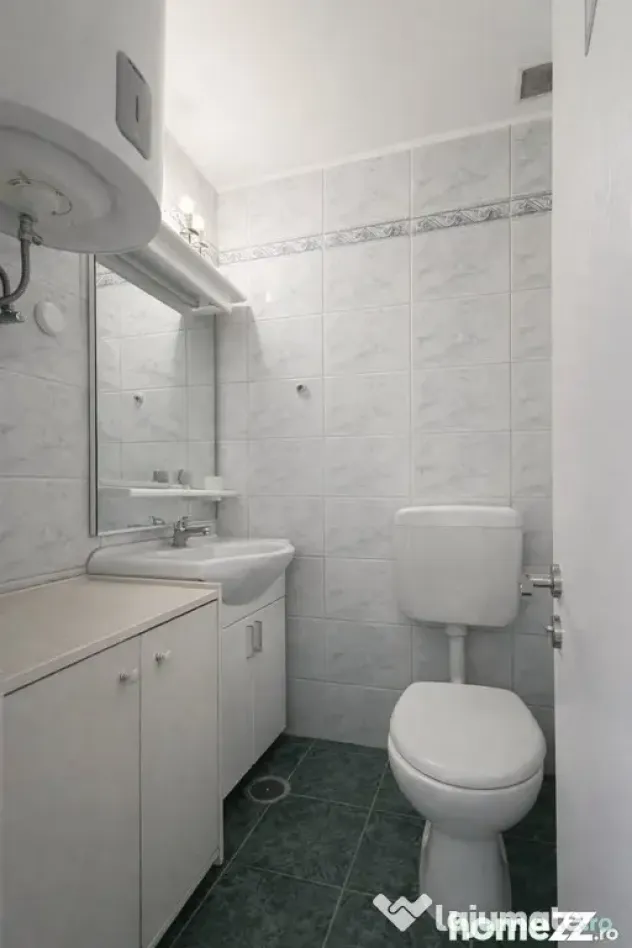 Splaiul Unirii – stradal, 3 camere decomandat, 80 mp - ...