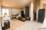Spatiu comercial afacere functionala: brutarie,rute de distr 