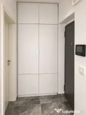 Apartament 2 camere, decomandat - zona Tractorul 
