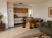Apartament 2 camere, decomandat - zona Tractorul 