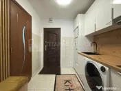 Garsonieră modernă, prima închiriere, etaj intermediar... 