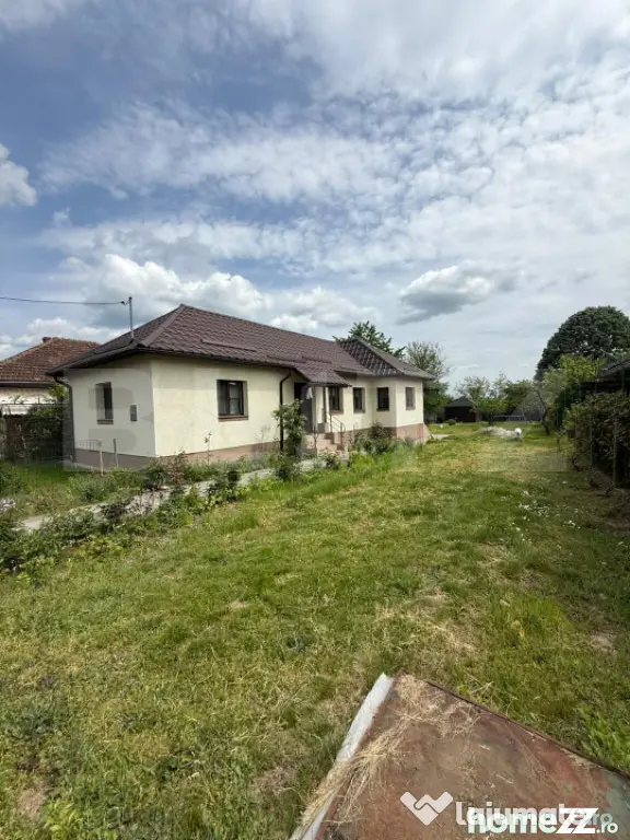 Casa individuala, Zona Unirii, 3 camere - Targu Jiu (Gorj)