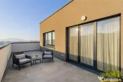 Penthouse spatios, luminos, terasa generoasa, Maurer, Tracto 