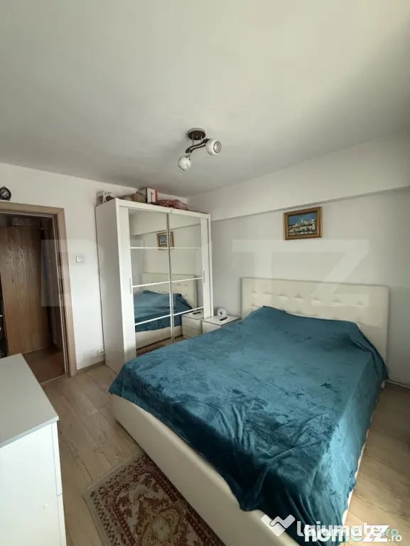 Apartament 4 camere, Ultracentral, Etajul 1 - Targu Jiu (Gorj)