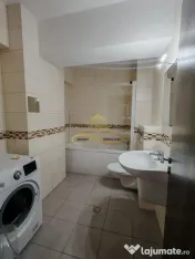 Apartament cu 2 camere decomandate de închiriat 