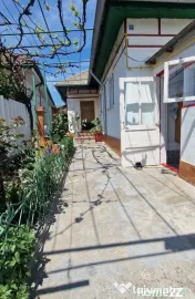 Casa 3 camere constructie la sol zona Lac. 