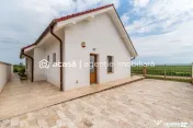 Casă nouă gata de mutat, în Tisa Nouă, la 14 km de Arad 