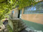 EXCLUSIVITATE! Casă tradițională cu teren 1513 mp, cu ane 