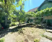 EXCLUSIVITATE! Casă tradițională cu teren 1513 mp, cu ane 