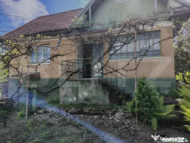 EXCLUSIVITATE! Casă tradițională cu teren 1513 mp, cu ane