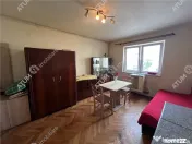 Garsoniera situata la etajul intermediar 2 in zona Lazaret d 