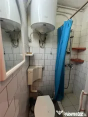 Garsoniera situata la etajul intermediar 2 in zona Lazaret d 