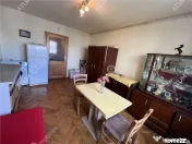 Garsoniera situata la etajul intermediar 2 in zona Lazaret d 