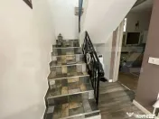 CAS DEOSEBITA în Oșorhei – eleganță, confort și lin 