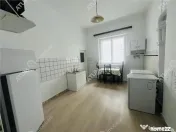 Apartament cu 4 camere si spatiu comercial zona Blv. Victori 