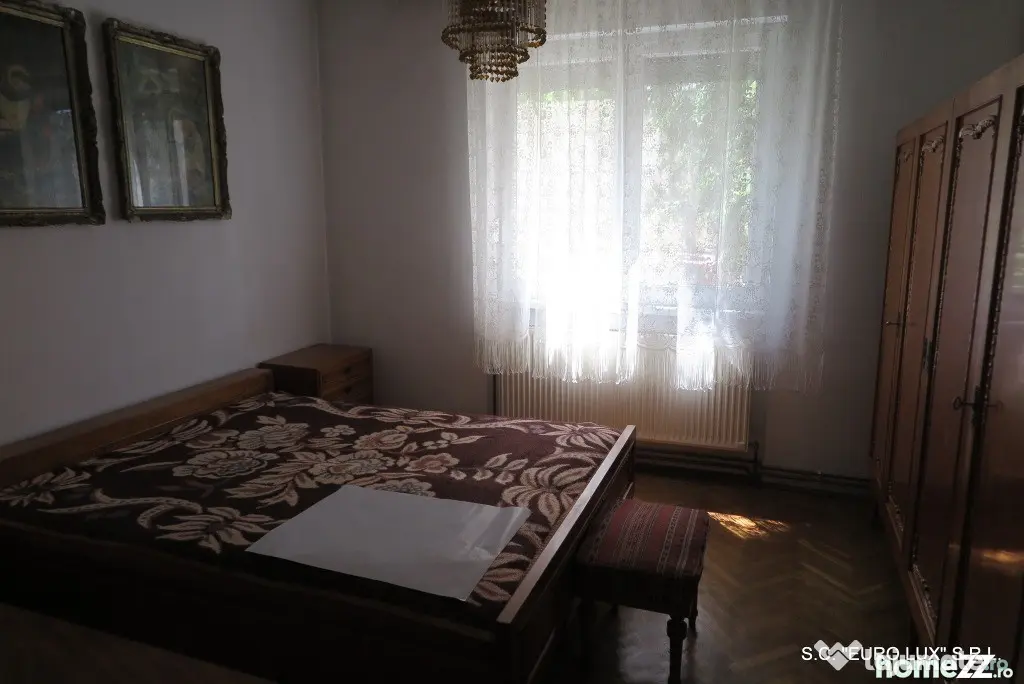 Apartament 3 camere - Zona Centrala