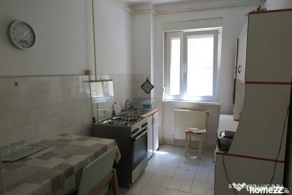 Apartament 3 camere - Zona Centrala