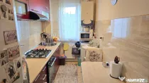 Vand apartament 3 camere in Deva, pe Al. Armatei, etaj 3, mobilat
