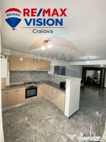 Apartament cu 3 camere de închiriat în zona George Enescu