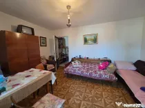 Vand apartament 1 cameră,etajul 3,Podgoria