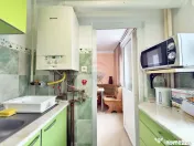 Apartament cu 3 camere de închiriat în zona Intim 