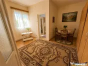 Casa cu farmec autentic, anexe, 1.100 mp teren roditor, Saul 