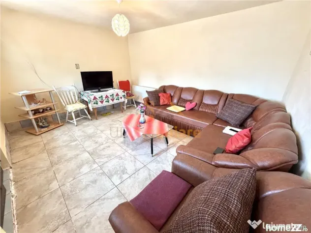 CASA DE VANZRE | 4 CAMERE | 978 MP TEREN | ROSIA | BIHOR | - Rosia (Bihor)
