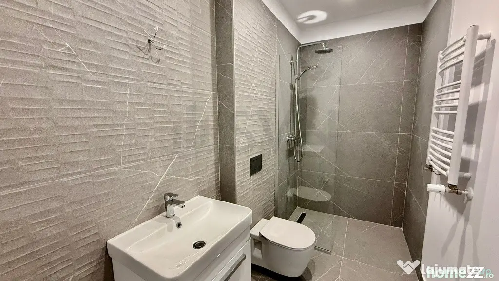 Apartamente 4 camere Aviatiei Bloc nou