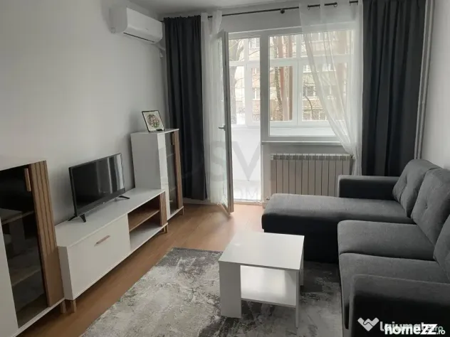 Apartament renovat - prima - Piata Gorjului
