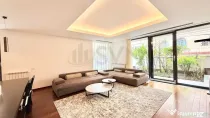 APARTAMENT SPECTACULOS l GRADINA 100 MP l 2 GARAJE l GYM ...
